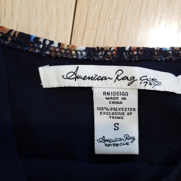 Beautiful summer women's dress, Size S - Picture 6 of 8